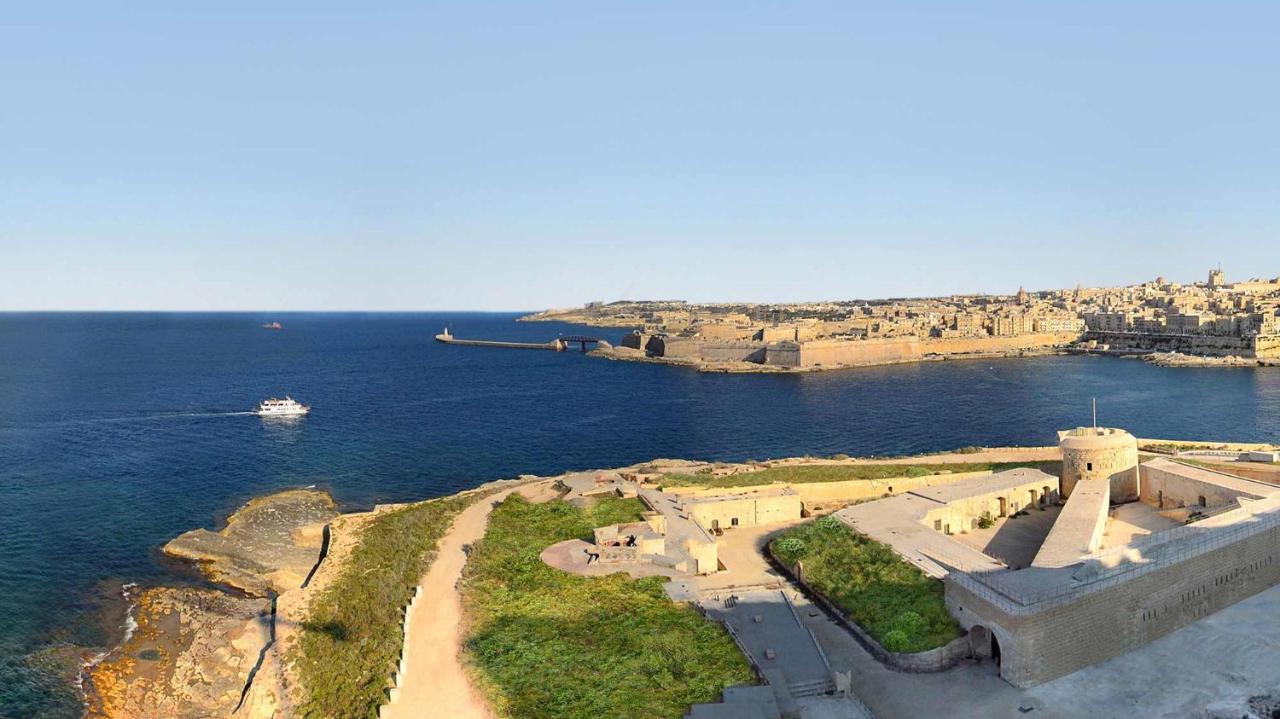 Modern 1Br Maisonette Steps From The Promenade Sliema Bagian luar foto
